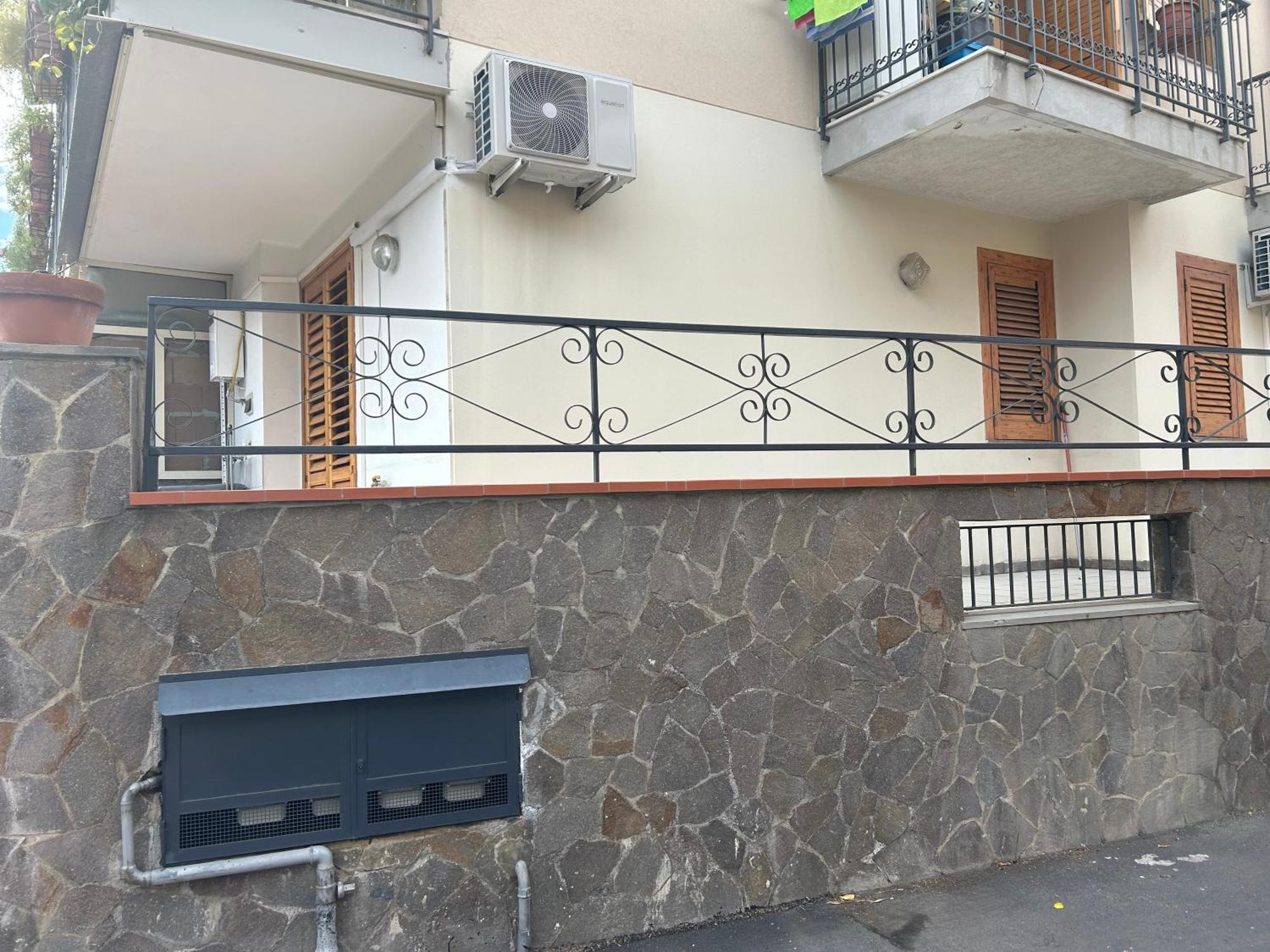 Appartamento Relax - Mare Cannizzaro - Aci Castello Catania Eksteriør billede